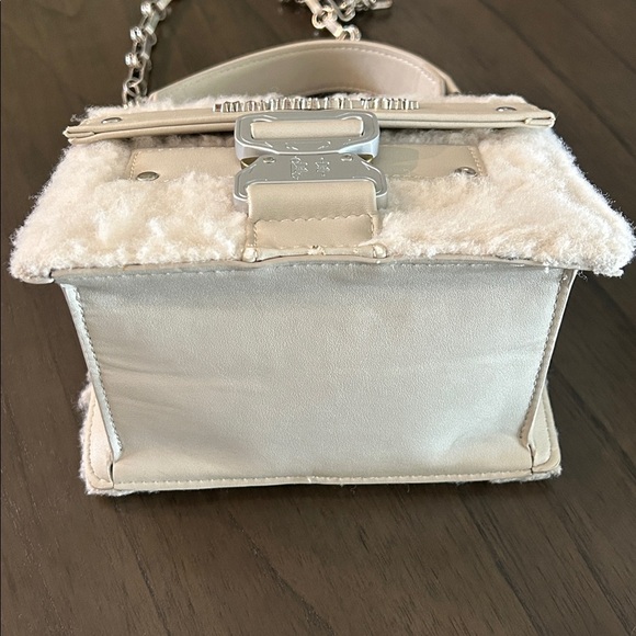 MANIERE DE VOIR Shearling & Leather Bag - Picture 7 of 15